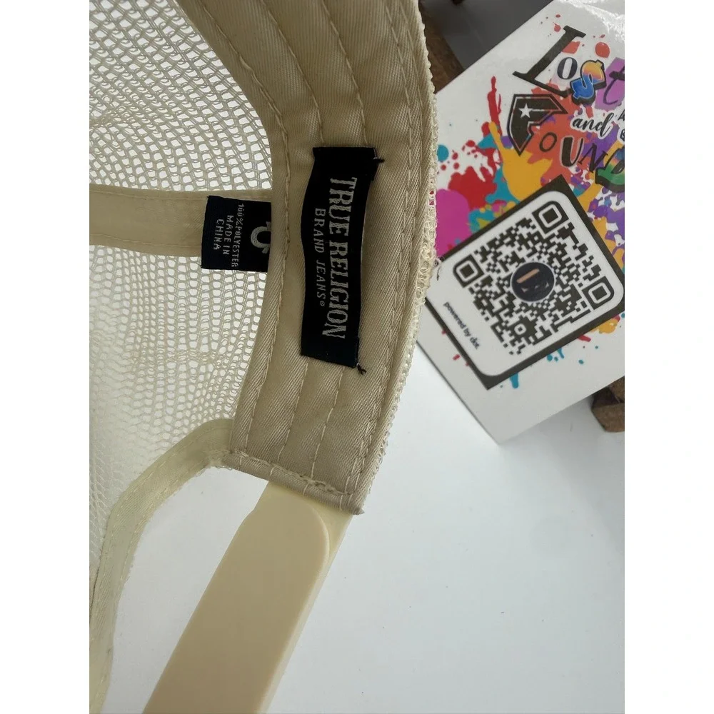 True Religion Cream Trucker Hat Embroidered Crest Palm Tree Snapback Mesh‎ Cap